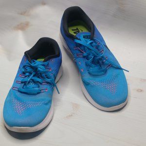 WMNS Nike RN Run Blue Black  Running Trainer SZ 10